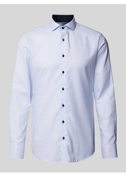 Koszula biznesowa o kroju slim fit z kołnierzykiem typu kent ze sklepu Peek&Cloppenburg  w kategorii Koszule męskie - zdjęcie 173815817