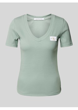 T-shirt z naszywką z logo ze sklepu Peek&Cloppenburg  w kategorii Bluzki damskie - zdjęcie 173816155