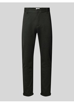 Spodnie materiałowe o skróconym kroju slim fit ze sklepu Peek&Cloppenburg  w kategorii Spodnie męskie - zdjęcie 173816417