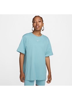 T-shirt damski Nike Sportswear Essential - Niebieski ze sklepu Nike poland w kategorii Bluzki damskie - zdjęcie 173816545