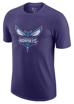 T-shirt męski Nike NBA Charlotte Hornets Essential - Fiolet ze sklepu Nike poland w kategorii T-shirty męskie - zdjęcie 173816639
