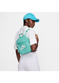 Damski plecak mini Nike Sportswear Futura 365 (6 l) - Zieleń ze sklepu Nike poland w kategorii Plecaki - zdjęcie 173816715