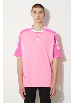 adidas Originals t-shirt adidas x NTS Radio Jersey 2 męski kolor różowy wzorzysty JI5147 ze sklepu PRM w kategorii T-shirty męskie - zdjęcie 173827227