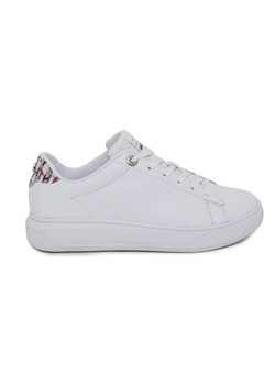 Tommy Hilfiger Skórzane sneakersy w kolorze białym ze sklepu Limango Polska w kategorii Trampki damskie - zdjęcie 173830205