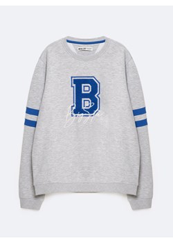 Bluza chłopięca z kontrastową aplikacją szara Letter 901/ Letterp 901 ze sklepu Big Star w kategorii Bluzy chłopięce - zdjęcie 173831217