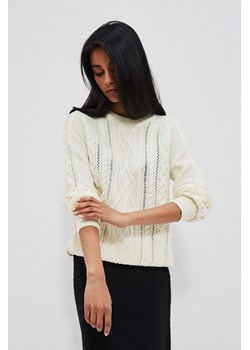 Ażurowy sweter ze sklepu Moodo.pl w kategorii Swetry damskie - zdjęcie 173841116