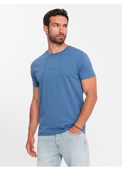 Męska koszulka bawełniana z delikatnym haftem – ciemnoniebieska V6 OM-TSCT-0170 ze sklepu ombre w kategorii T-shirty męskie - zdjęcie 173841738