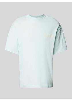 T-shirt o kroju oversized z prążkowanym,okrągłym dekoltem model ‘NOTO’ ze sklepu Peek&Cloppenburg  w kategorii T-shirty męskie - zdjęcie 173857345