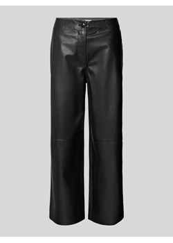 Spodnie skórzane o kroju regular fit z zapięciem na guzik ze sklepu Peek&Cloppenburg  w kategorii Spodnie damskie - zdjęcie 173864035