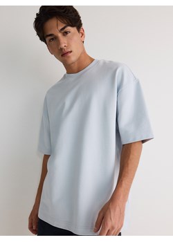 Reserved - Gładki T-shirt oversize - jasnoniebieski ze sklepu Reserved w kategorii T-shirty męskie - zdjęcie 173873685