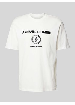 T-shirt z prążkowanym okrągłym dekoltem ze sklepu Peek&Cloppenburg  w kategorii T-shirty męskie - zdjęcie 173878156