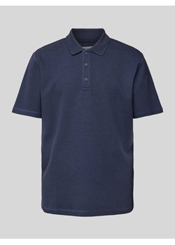 Koszulka polo o kroju regular fit z fakturowanym wzorem ze sklepu Peek&Cloppenburg  w kategorii T-shirty męskie - zdjęcie 173878325
