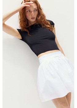 H & M - Dopasowany T-shirt - Czarny ze sklepu H&M w kategorii Bluzki damskie - zdjęcie 173879109
