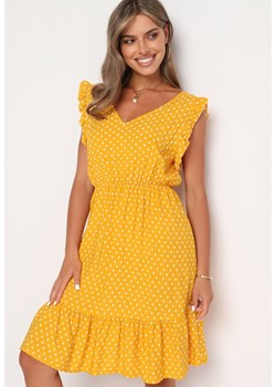 Żółta Rozkloszowana Sukienka z Bawełną i Wiskozą Wykończona Gumką w Talii z Falbanką Fesvia ze sklepu Born2be Odzież w kategorii Sukienki - zdjęcie 173885548