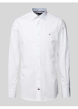 Koszula biznesowa o kroju regular fit z wyhaftowanym logo model ‘John’ ze sklepu Peek&Cloppenburg  w kategorii Koszule męskie - zdjęcie 173885765