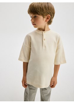 Reserved - T-shirt oversize - złamana biel ze sklepu Reserved w kategorii T-shirty chłopięce - zdjęcie 173886595