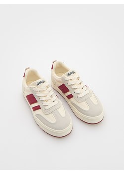 Reserved - Klasyczne sneakersy - złamana biel ze sklepu Reserved w kategorii Trampki dziecięce - zdjęcie 173886615