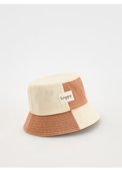 Reserved - Jeansowy bucket hat - beżowy ze sklepu Reserved w kategorii Czapki dziecięce - zdjęcie 173898349