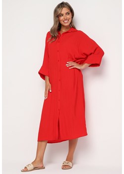 Czerwona Sukienka o Pudełkowym Kroju z Wiskozy Ziseria ze sklepu Born2be Odzież w kategorii Sukienki - zdjęcie 173953195