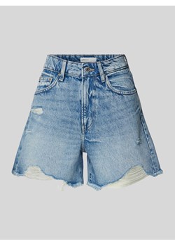 Szorty jeansowe o rozkloszowanym kroju z przetarciami ze sklepu Peek&Cloppenburg  w kategorii Szorty - zdjęcie 173954556