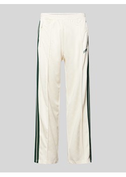 Spodnie dresowe o kroju regular fit z przyszytym kantem ze sklepu Peek&Cloppenburg  w kategorii Spodnie męskie - zdjęcie 173962665