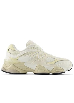 Buty New Balance GC9060EK - białe ze sklepu streetstyle24.pl w kategorii Buty sportowe dziecięce - zdjęcie 173964599