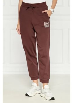 EA7 Spodnie dresowe | Regular Fit ze sklepu Gomez Fashion Store w kategorii Spodnie damskie - zdjęcie 173973417