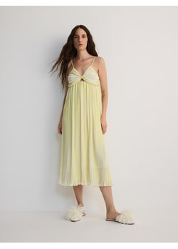 Reserved - Plisowana sukienka midi z wiązaniem - jasnożółty ze sklepu Reserved w kategorii Sukienki - zdjęcie 173974058