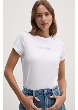 Calvin Klein t-shirt bawełniany damski kolor biały K20K207004 ze sklepu ANSWEAR.com w kategorii Bluzki damskie - zdjęcie 173975798
