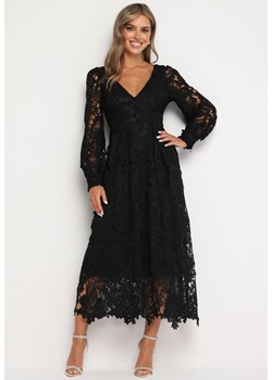 Czarna Sukienka Koronkowa o Rozkloszowanym Kroju w Stylu Retro Lerilis ze sklepu Born2be Odzież w kategorii Sukienki - zdjęcie 173976199