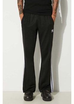 adidas Originals spodnie dresowe Adicolor 70s Track Pant kolor czarny z aplikacją IZ4807 ze sklepu PRM w kategorii Spodnie męskie - zdjęcie 173978099