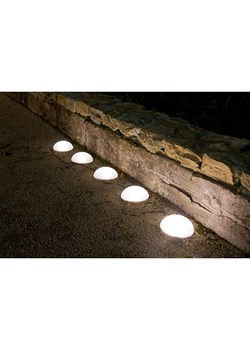 lumisky Solarna lampa najazdowa LED &quot;Half Moon&quot; w kolorze białym ze sklepu Limango Polska w kategorii Oświetlenie ogrodowe - zdjęcie 173986835