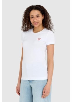 GUESS Biały t-shirt Mini Triangle Tee, Wybierz rozmiar XL ze sklepu outfit.pl w kategorii Bluzki damskie - zdjęcie 174006806