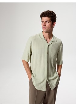Reserved - Koszula ze struktralnej tkaniny - jasnozielony ze sklepu Reserved w kategorii Koszule męskie - zdjęcie 174007146