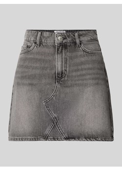 Spódnica jeansowa z efektem znoszenia ze sklepu Peek&Cloppenburg  w kategorii Spódnice - zdjęcie 174009227