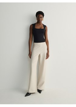 Reserved - Spodnie z szerokimi nogawkami - kremowy ze sklepu Reserved w kategorii Spodnie damskie - zdjęcie 174013995