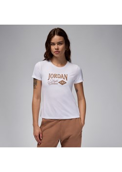 T-shirt damski o dopasowanym kroju z nadrukiem Jordan - Biel ze sklepu Nike poland w kategorii Bluzki damskie - zdjęcie 174019737
