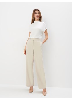Mohito - Szerokie spodnie - beżowy ze sklepu Mohito w kategorii Spodnie damskie - zdjęcie 174022757