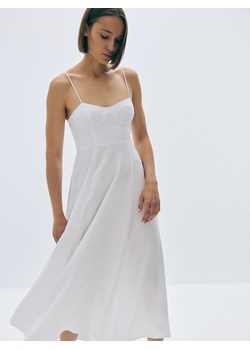 Reserved - Sukienka midi - biały ze sklepu Reserved w kategorii Sukienki - zdjęcie 174029478