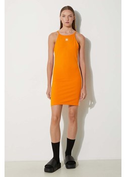 adidas Originals sukienka Adicolor HC2046 kolor pomarańczowy mini dopasowana HC2046-BORANG ze sklepu PRM w kategorii Sukienki - zdjęcie 174031245