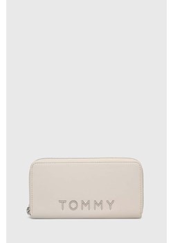 Tommy Jeans portfel damski kolor beżowy AW0AW16389 ze sklepu ANSWEAR.com w kategorii Portfele damskie - zdjęcie 174031397