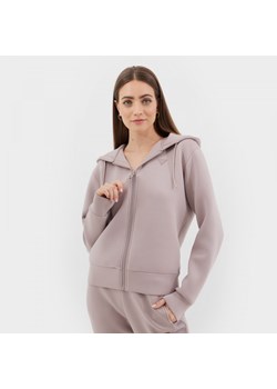 Damska bluza dresowa rozpinana z kapturem Guess Allie Hoodie Zip Sweatshirt - beżowa ze sklepu Sportstylestory.com w kategorii Bluzy damskie - zdjęcie 174042559