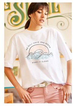 Olalook Koszulka w kolorze białym ze sklepu Limango Polska w kategorii Bluzki damskie - zdjęcie 174043109