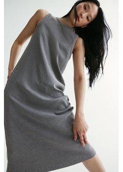H & M - Sukienka midi z dzianiny w prążki - Szary ze sklepu H&M w kategorii Sukienki - zdjęcie 174055647