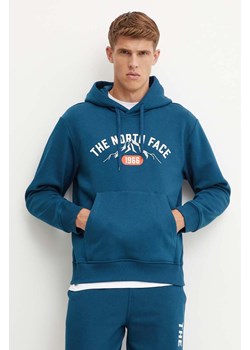 The North Face bluza Hoodie Varsity Graphic męska kolor turkusowy z kapturem z nadrukiem NF0A89DJ1NO1 ze sklepu ANSWEAR.com w kategorii Bluzy męskie - zdjęcie 174062869