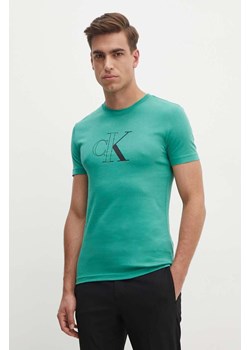 Calvin Klein Jeans t-shirt bawełniany męski kolor zielony z nadrukiem J30J325678 ze sklepu ANSWEAR.com w kategorii T-shirty męskie - zdjęcie 174063259