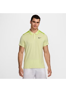 Męska koszulka polo do tenisa Dri-FIT NikeCourt Advantage - Żółty ze sklepu Nike poland w kategorii T-shirty męskie - zdjęcie 174073447