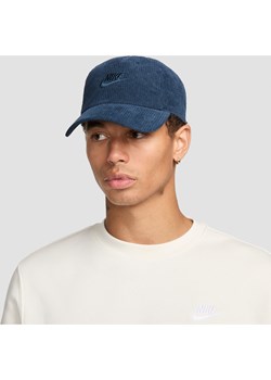 Sztruksowa czapka o nieusztywnianej konstrukcji Nike Club - Niebieski ze sklepu Nike poland w kategorii Czapki z daszkiem męskie - zdjęcie 174073459
