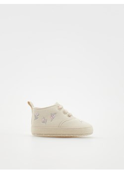Reserved - BABIES` SNEAKERS - pastelowy róż ze sklepu Reserved w kategorii Buciki niemowlęce - zdjęcie 174079936