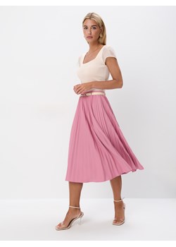 Mohito - Plisowana różowa spódnica midi - fioletowy ze sklepu Mohito w kategorii Spódnice - zdjęcie 174082239
